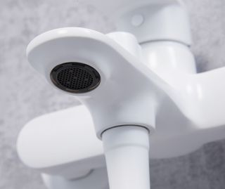 WasserKRAFT Mindel 8501 Смеситель для ванны с коротким изливом